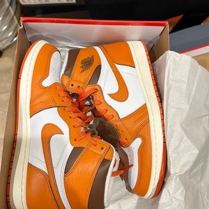 WMNS Jordan Retro 1 Starfish